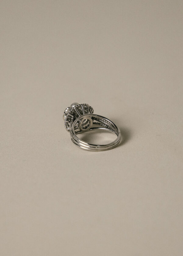 sortija-oro-blanco-18k-perlas-diamantes (3) j203 sortija perlas