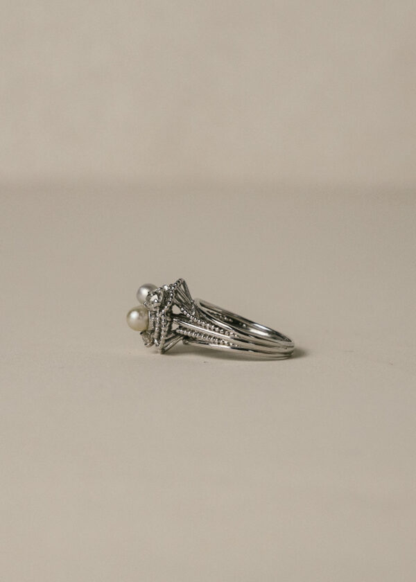 sortija-oro-blanco-18k-perlas-diamantes (4) j203 sortija perlas