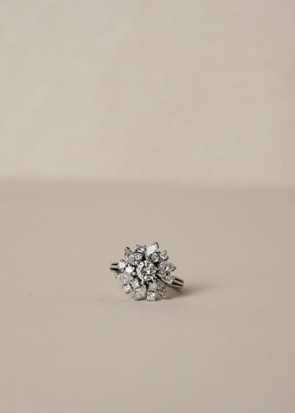 roseton-oro-blanco-18k-diamantes-pedida (3) fd5 rosetón diamante