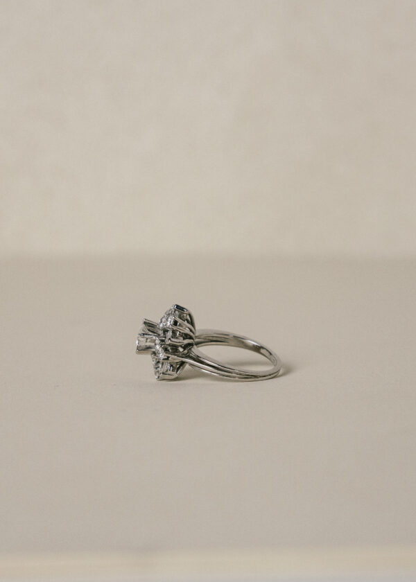 roseton-oro-blanco-18k-diamantes-pedida fd5 rosetón diamante