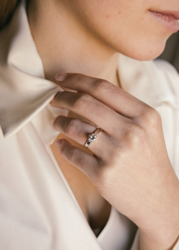 solitario diamante 0'74 ct