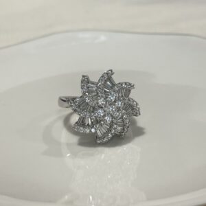 sortija cóctel diamantes