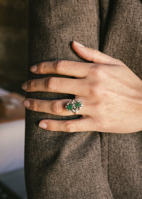 sortija lanzadera esmeralda