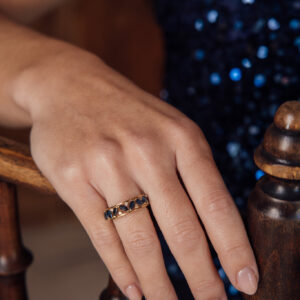 sortija ''sin fin'' zafiros