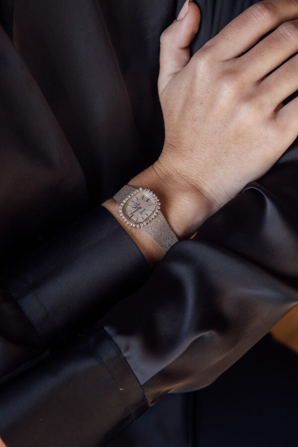 reloj-joya-omega-oro-18k-diamantes-cuerda-manual-año-70 (2) reloj joya omega